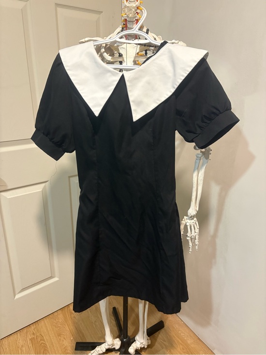 Zanzea Dresses & Skirts - Zanzea Black Dress with White Contrast Collar